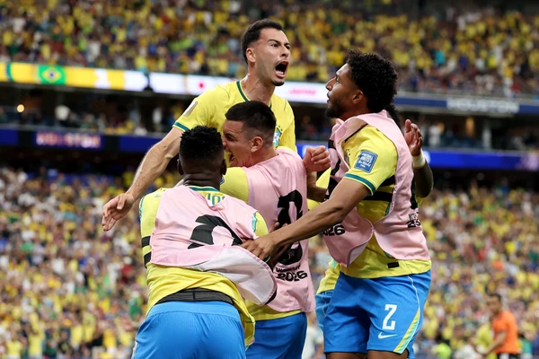 HERÓI! ‘A ficha só vai cair daqui a um tempo’: Martinelli se emociona após classificação do Brasil