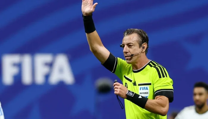 Raphael Claus é escalado para apitar Estados Unidos x Bósnia na Copa do Mundo