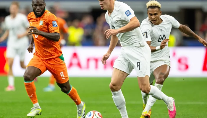 Haaland decide, Noruega vence Costa do Marfim e será adversária do Brasil nas oitavas